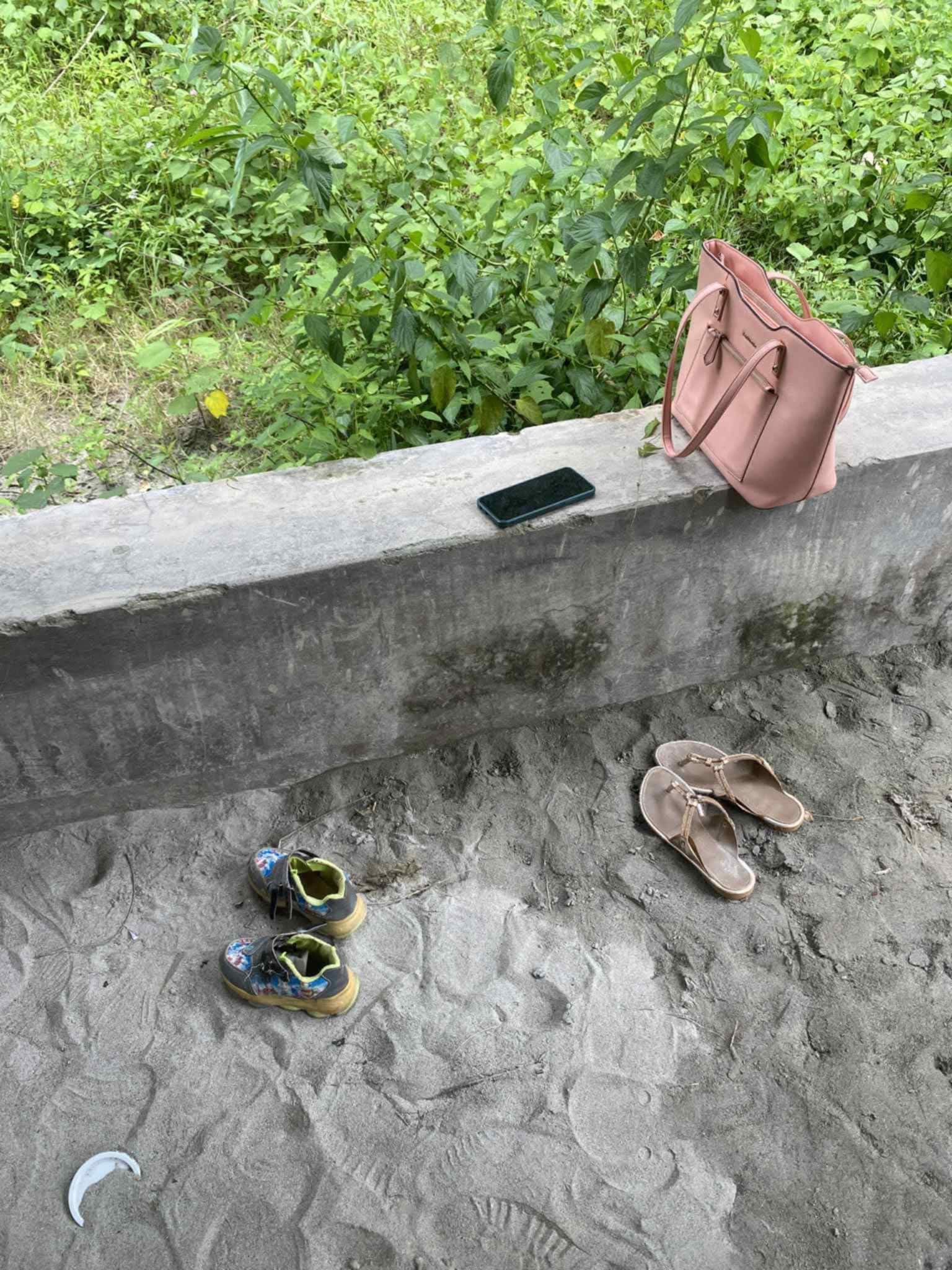 बिर्घाकी श्यामकला:-७ बर्षीय छोरालाई कालिगण्डकीमा फालेर, आफु  पनि हाम फालेको आशङ्का, प्रहरी द्वारा खोजी कार्य जारी