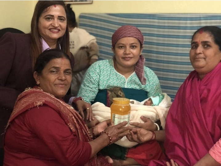 कतै घ्यू बोकेर सुत्केरी भेट्न सहकारी घरमा,कतै सहकारीको बचत रकम नपाएपछि भाटा लिएर बचतकर्ता सहकारीमा