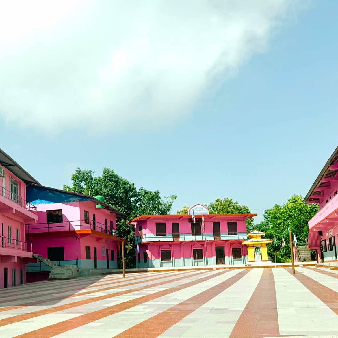 स्याङ्जाको महेन्द्र माविमा 'चर्को' सर्टिफिकेट शुल्क विवाद: विद्यार्थी मर्कामा, तत्काल चासोको माग