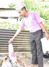 मणि गैरेद्वारा पार्टीको झण्डा जलाएर एमाले परित्यागको घोषणा