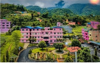 वालिङ नगरपालिकाको शैक्षिक पुरस्कार मापदण्ड विवादमा: साना सामुदायिक विद्यालयमाथि अन्यायको आरोप!