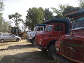 वालिङमा टिप्पर आतंक: स्थानीयमाथि हातपात, चालक मापसे र ओभर स्पिडमा, प्रहरी नियन्त्रणमा