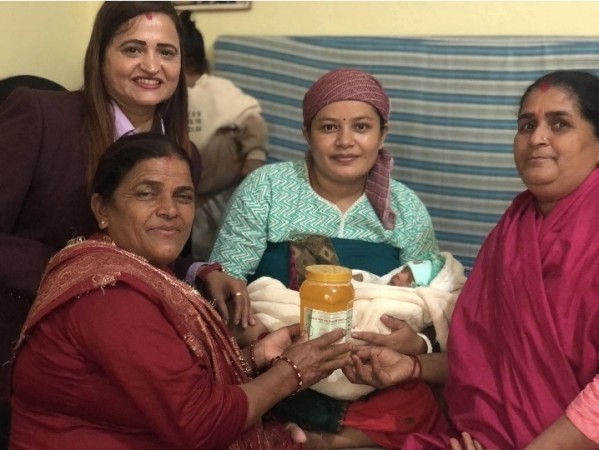 कतै घ्यू बोकेर सुत्केरी भेट्न सहकारी घरमा,कतै सहकारीको बचत रकम नपाएपछि भाटा लिएर बचतकर्ता सहकारीमा