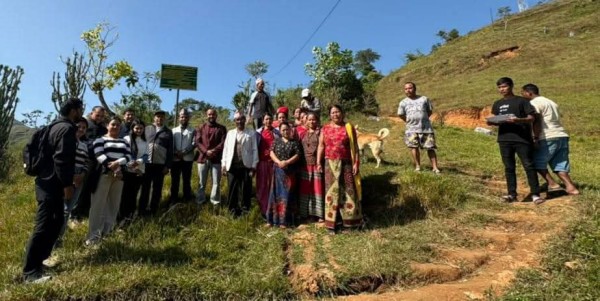 संकटग्रस्त पानीका मुल जोगाउन नयाँ प्रयास :-वालिङ् ११ को बाहुनथानमा रिचार्ज पोखरी निर्माण