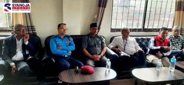 राजमार्ग र फुटपाथ कब्जा गर्ने दिन सकिए: अवैध संरचना र जथाभाबी पार्किङ हटाउन वैशाख १ सम्मको अल्टिमेटम